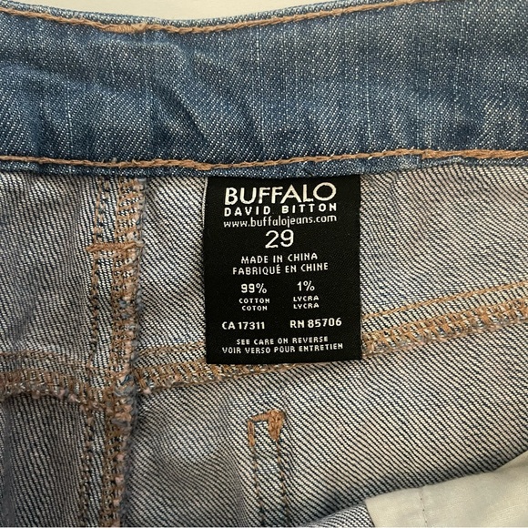 Buffalo David Bitton freak mid rise stretch shorts size 29 light/medium wash. - Picture 3 of 9